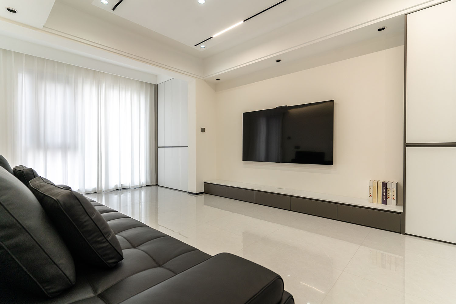 株洲家博整裝綠地二號(hào)130㎡ 現(xiàn)代簡(jiǎn)約風(fēng)格裝修賞析